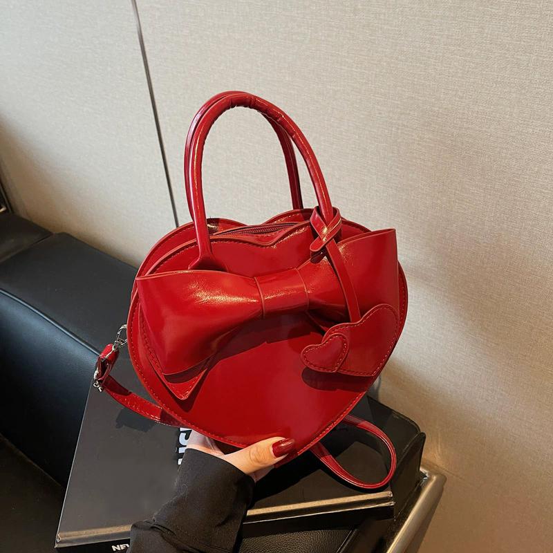 Trendy Love Shaped Small Handbag Butterfly Knot Single Shoulder Bags Fashion Versatile Heart Pendant Crossbody Bag