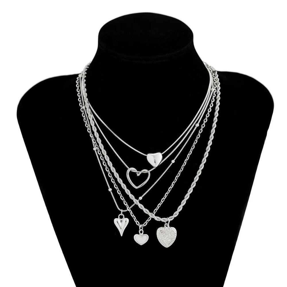 

Vintage Women Necklace Multilayer Metal Chain Choker Punk Love Heart Pendant Birthday Gift срібний
