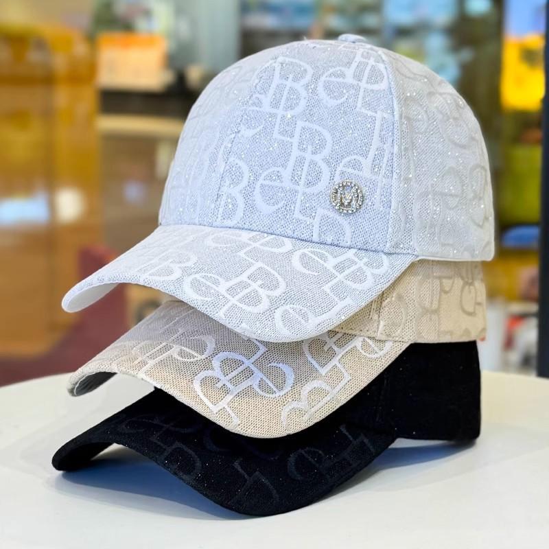 Damen Mode Verstellbare Baseballkappe Frühling Sommer Herbst M Runde Logo Kappe Stil Für Alle Jahreszeiten Für Männer Und All-Match Trendig Für Den Alltag