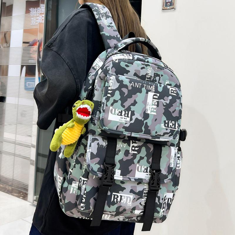 Schoolbag: Trendy Brand Harajuku-style Backpack for Men, Large Capacity for Middle and High School Students, Fashionable Camouflage Graffiti Backpack 