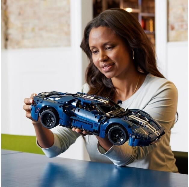 LEGO Technic 42154 Ford GT 2022 версия