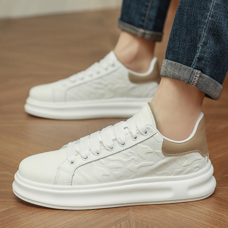 Mode Sportliche Board-Schuhe Dicke Sohle Komfort und hochwertiger Stil Freizeit Outdoor Street Junge, gutaussehende Alltagsschuhe Neu weiß