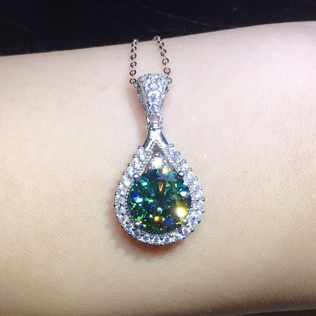 Teardrop Green Faceted Stone Double Halo Cluster Bail Pendant Women Luxury Neck Jewelry