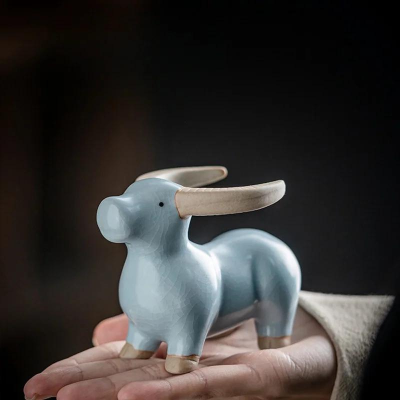 Creative Solid Color Cow Tea Pet Ru Kiln Open Piece of Ceramic Zen Tea Ceremony Accessories Used To Place The Tea Filter Tool