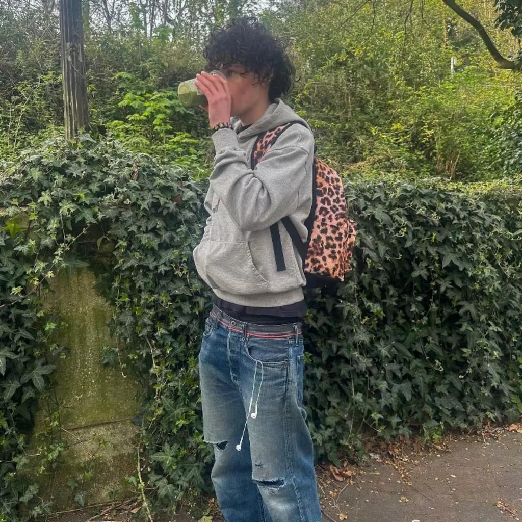 Hanorac Sport Gri Y2K Pulover cu Imprimeu Retro Fum Bărbați Femei Nouă Modă Vintage Clasic Hip Hop Streetwear Îmbrăcăminte Jachetă Largă