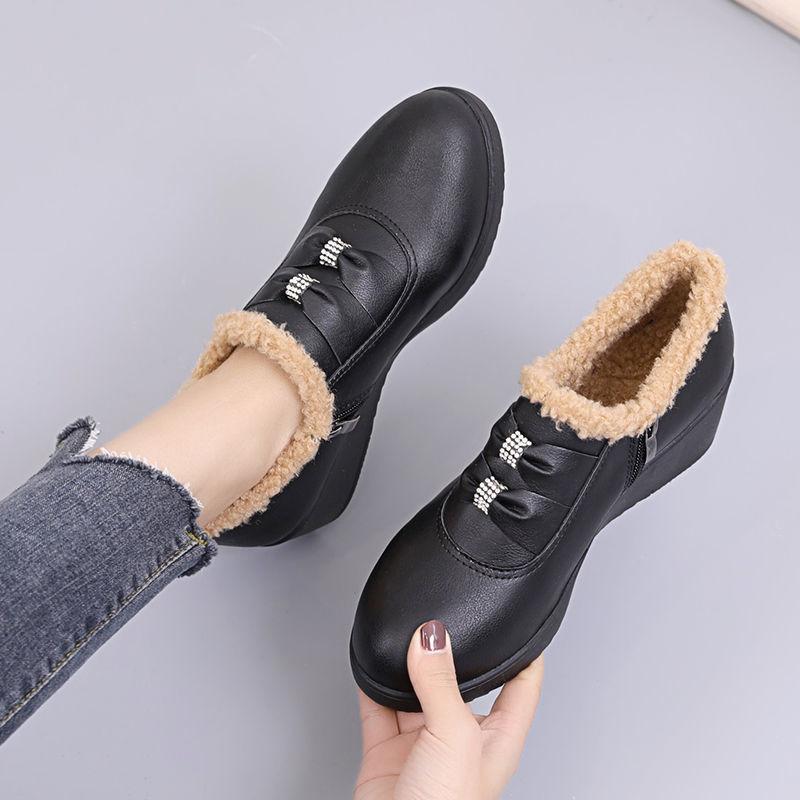 Winter New Cotton Shoes Lamb Wool Warm Shoes Thickened Mother Shoes Wedge Heels All-match Comfortable Fur Shoes 35 чёрный 1990₽