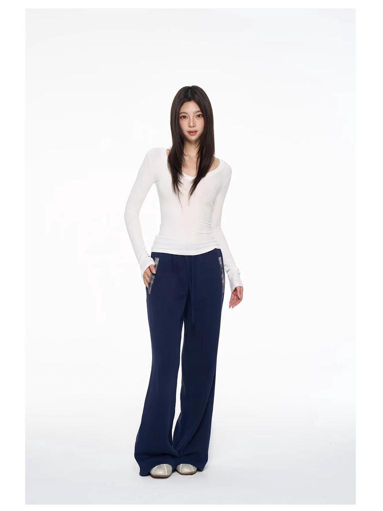 Women's V-Neck Lyocell Long-Sleeve Slim-Fit Top - Spring/Autumn Versatile Layered Design