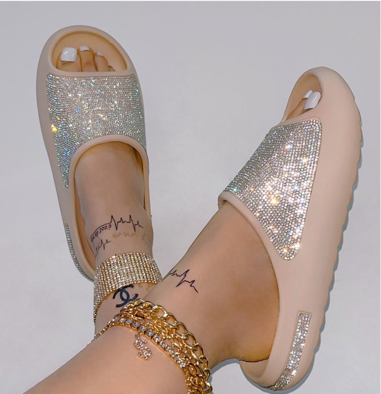 Fashion 2025 Women's/men New Luxury Women's Shoes with Diamond Face, Thin Flash Thick Bottom Slippers Sandals Outdoor Beach Slippers