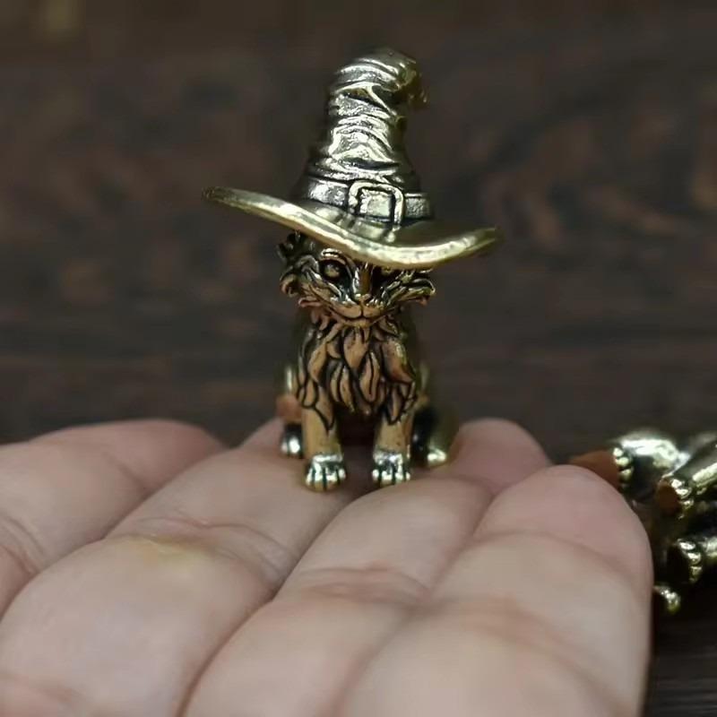 Cute Solid Brass  Cat Figurine - Retro Witch Cat Miniature Statue, Antique Copper Tea Pet Table Ornament Home Office Decor