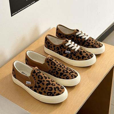 Scarpe da Ginnastica Slip-On da Donna Primavera 2025 Stampa Leopardo Tela Stile Coreano Studente alla Moda Piatte Suola in Gomma All-Match Chic Scarpe Pigre
