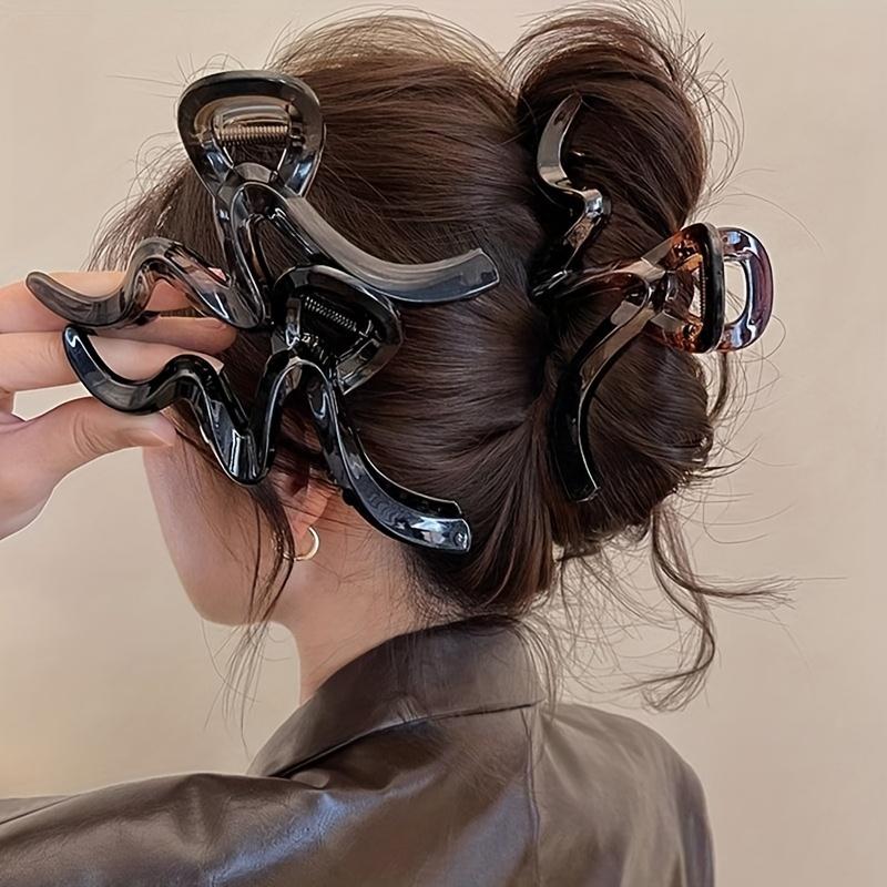 Acrylic Wave Hair Clip Designed Stylish and Sophisticated Headwear Hairpins Shark Ponytail Hair Accessories for Women