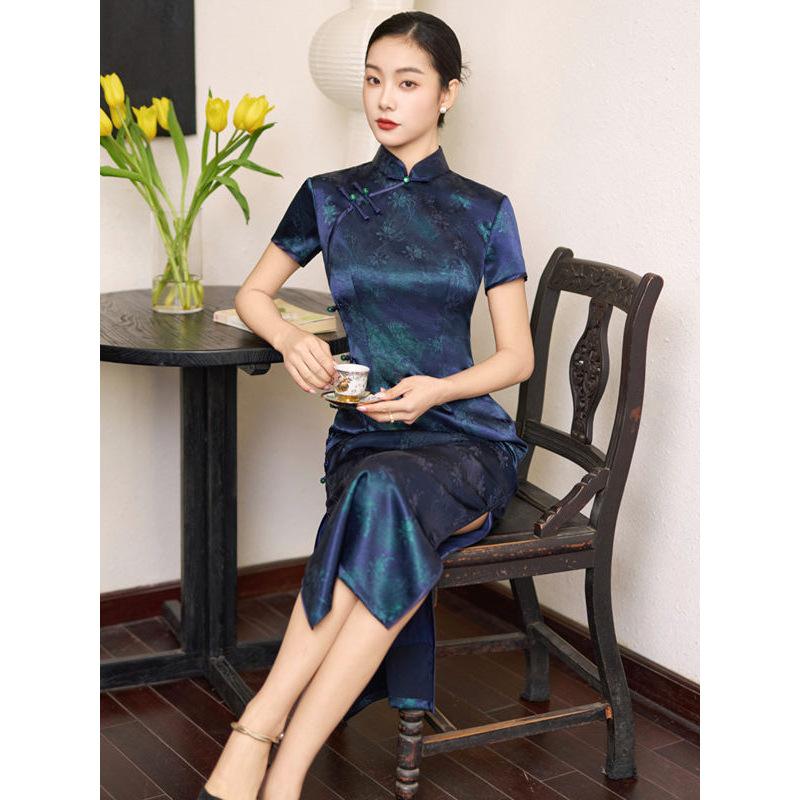 Old Shanghai improved cheongsam retro Republic of China style side eight buttons slim waist daily wear dress high-end atmosphere