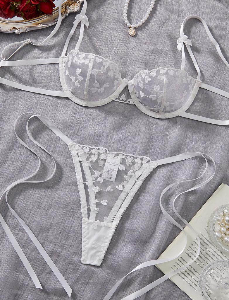 Maeau Beautiful Breast Lingerie Bra and Panty Lace Sexy Embroidered No Size XL Women's Set, T-Back Underwear, See-Through Bra, Sheer, Thin, Pads,