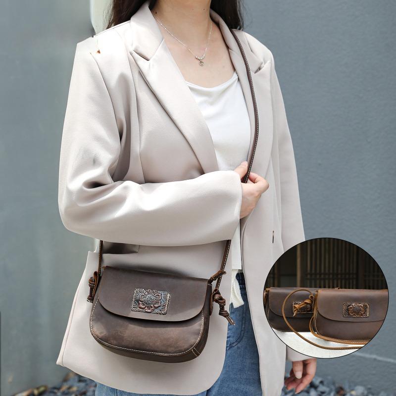 Genuine Leather Women's Shoulder Bag Fashionable Retro Small Round Bag with A Sense of Luxury