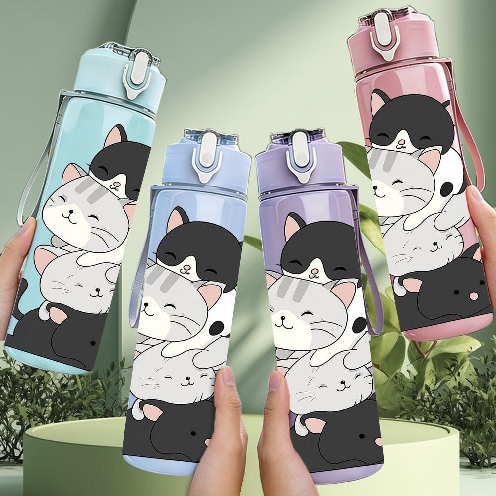 1PC Three Hugging Cats Art 750ml Color Plastic Sports Water Bottle Leakproof Flip Straw Lid Suitable for Sports Office Home Use