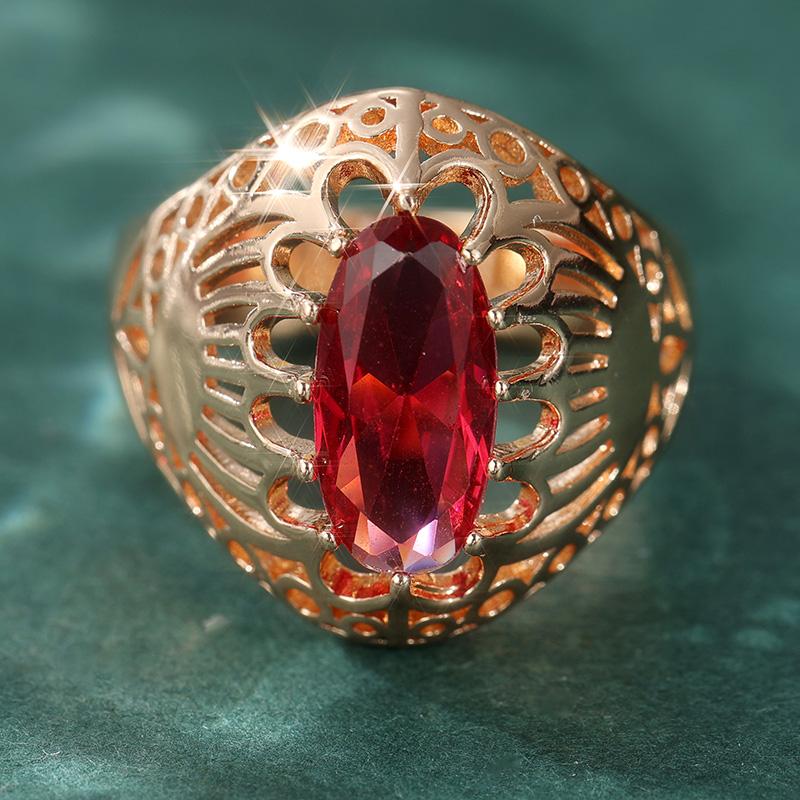 Vintage Inlay Roter Zirkonia Damenring Trendige Goldfarbe Handgeschnitzte Geometrie Tägliches Tragen Party Schmuck Jubiläumsgeschenk