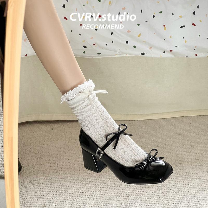 French thick high-heeled light-mouth single shoes female 2025 spring and autumn new retro fairy style with skirt Mary Jane small leather shoes