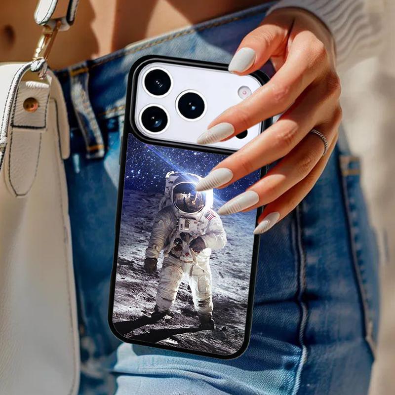Space Moon Astronaut Phone Case For iPhone 17 Air 14 15 13 12 Max Cover For Apple 16e 11 Pro Max Plus Coque