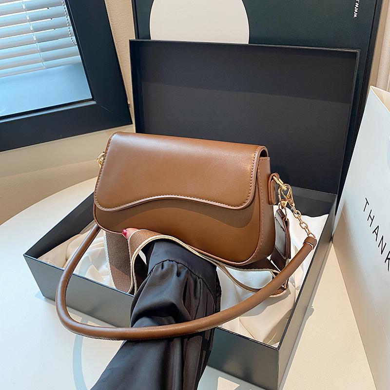 

Vintage Shoulder Bag For Woman Chain Handbag Black Crossbody Bags Underarm Bags Premium Durable Quality Useful
