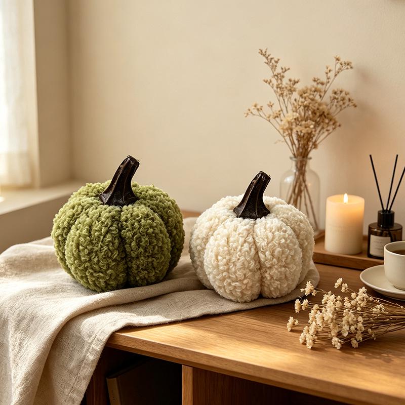 Cross-border Plush Pumpkin Halloween Ornament - Teddy Velvet Lamb Wool Decor.