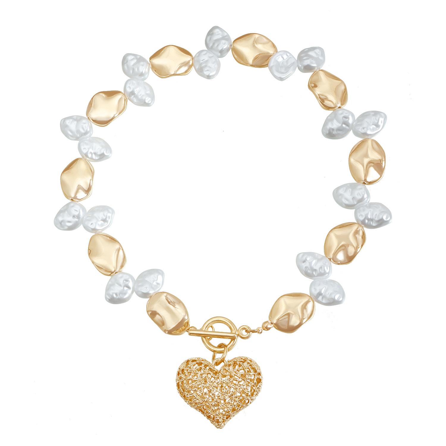 INS splicing retro style special-shaped pearl metal clavicle chain hollow love necklace