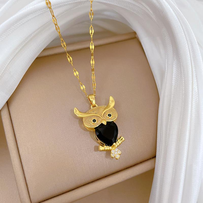 Female Versatile Owl Personality Necklace B414