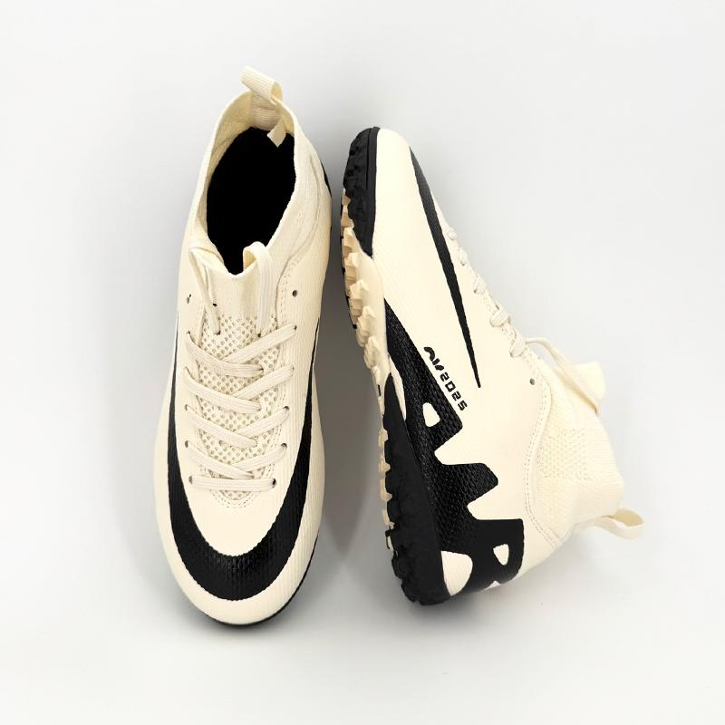 Football Boots Men Professional Cleats Society Sneakers Studded Soccer Shoes Comfortable TF/FG Ultralight Women Football Shoes