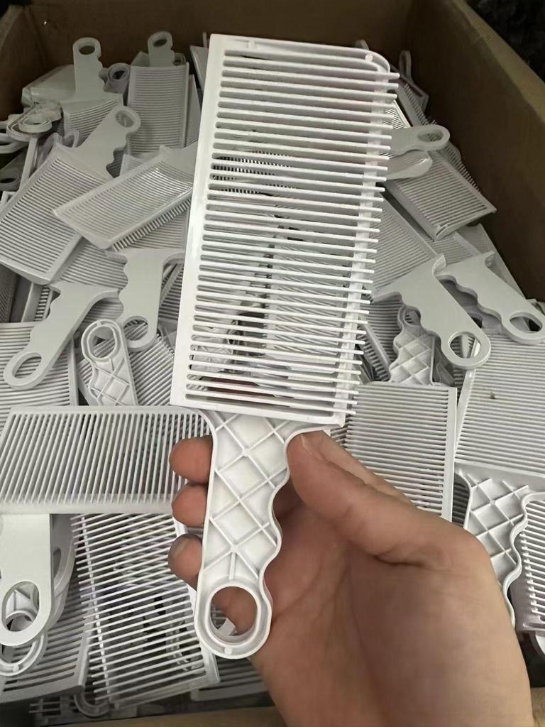 Multifunctional Long Handle Men's Slope Flat Top Clipper Comb for Pompadour and Fade Haircuts