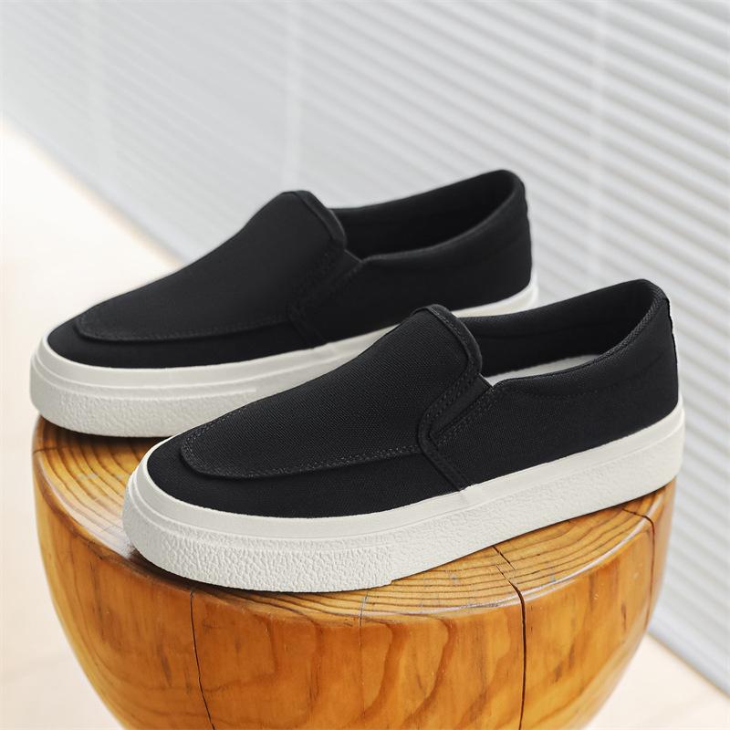 

Men s canvas shoes lazy one pedal casual breathable cloth shoes low-top Korean version trendy men s driving shoes 1558 44 чорний