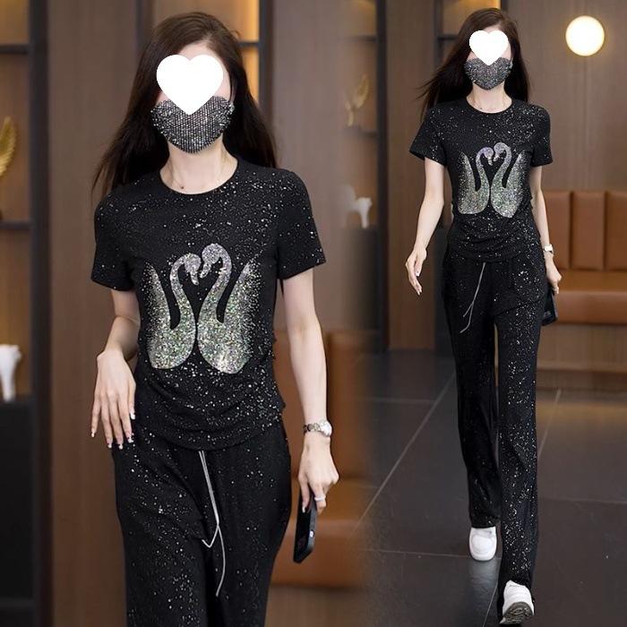 

Summer Heavy-duty Hot-drilled Suit for Women, Slim and Elegant Short-sleeved Internet Celebrity Fashionable Two-piece Set 5XL чорний