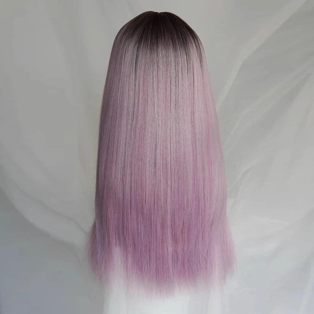 Perruque synthétique longue violette mixte avec raie au milieu pour femme, style Lolita, cheveux naturels et duveteux, résistante à la chaleur, idéale pour un usage quotidien ou une soirée.