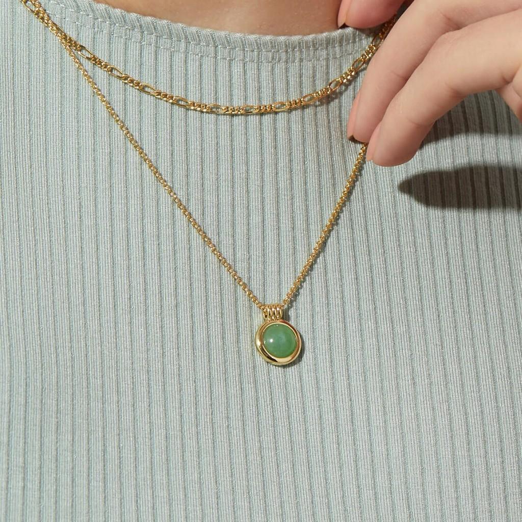 Green Eastern Tomb Natural Stone Necklace With Geometric Pendant For Fashion Casual Wear