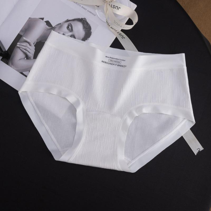 Women's Spring and Autumn Simple Letter Mid Waist Breathable Skin Friendly Panties