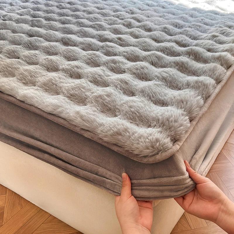 Winter Warm Plush Fitted Sheet Mattress Cover Fluffy Faux Rabbit Fur Bed Protector with Elastic Band for Home Hotel Drap De Lit