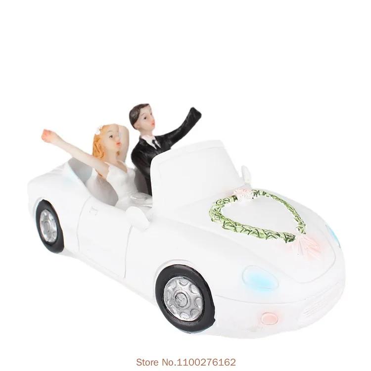 Funny Wedding Cake Toppers Dolls Romantic Bride And Groom Figurines Stand Topper Decoration Supplies Marry Resin Figurine