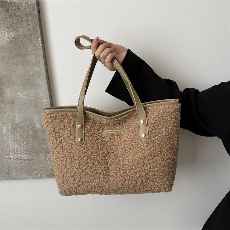 Bolsa de mão macia grande capacidade outono inverno bolsa de ombro feminina lã de cordeiro bolsa tote com zíper casual compras viagem tote