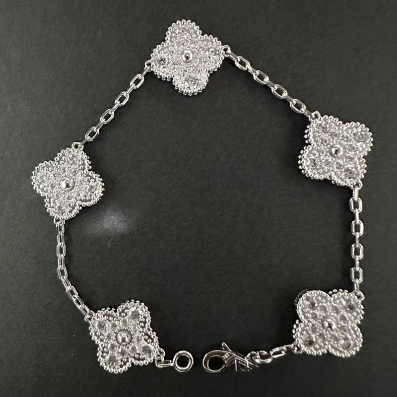 Exquisite Four-leaf Clover Bracelet for Women Five-flower Bracelet Double-sided Natural White Mother-of-pearl and Carnelian Bracelet