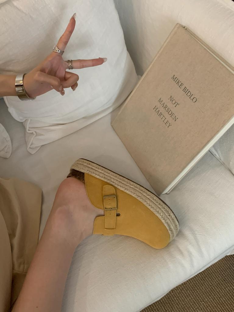 Fashion Fisherman shoe leather Baotou half slippers women's summer outside wear 2025 lacing senior sense thick bottom muffin bottom lazy