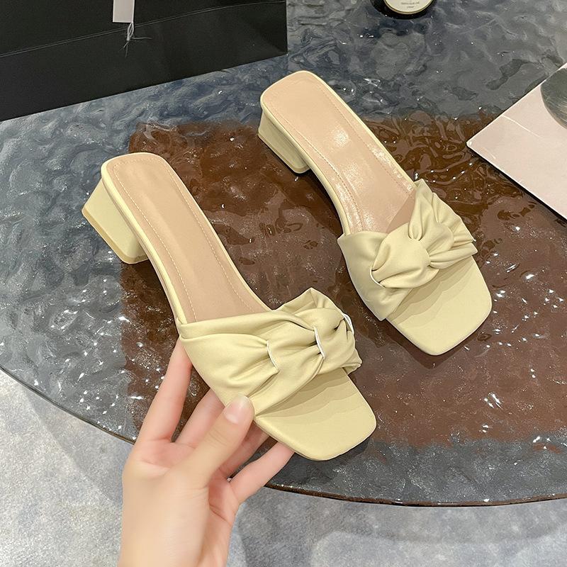 Thick heel square head pleated cool slippers women's summer new one-character slippers