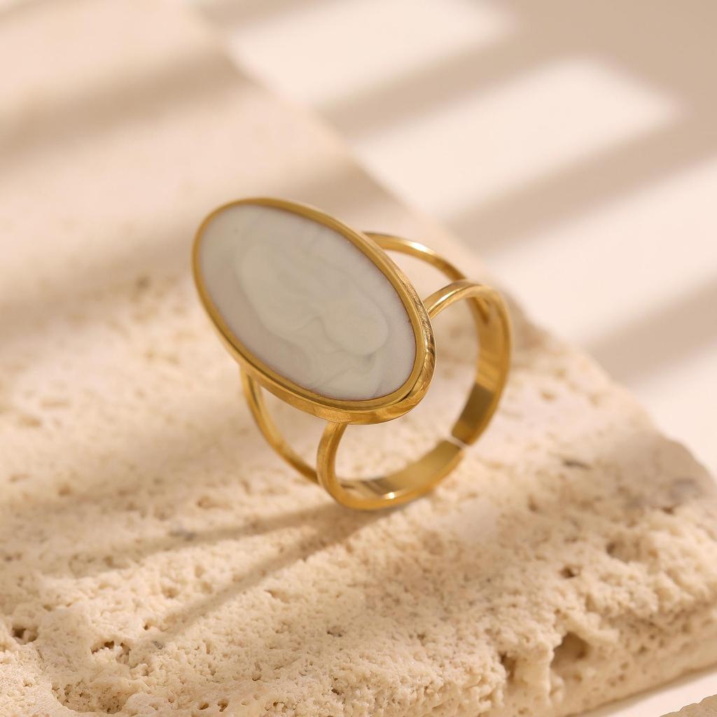 Exquisite Oval Mother-of-Pearl Stainless Steel Ring: Elegant, Versatile Hand Jewelry for Women