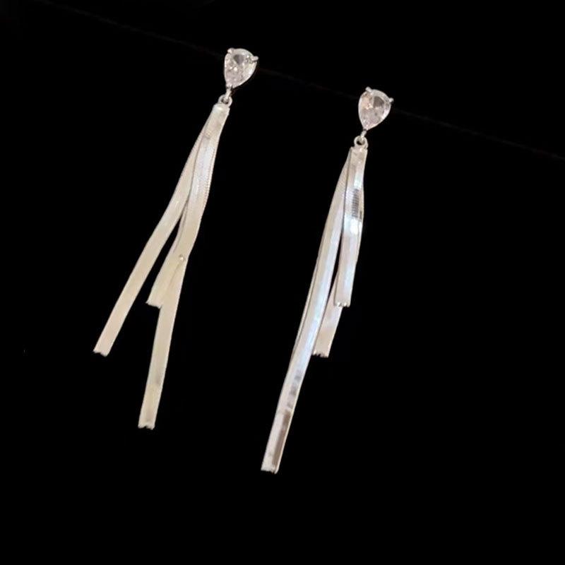 Light Luxury Style Long Fringed Earrings Femininity Showing Face Thin Earrings Cold Wind Earrings