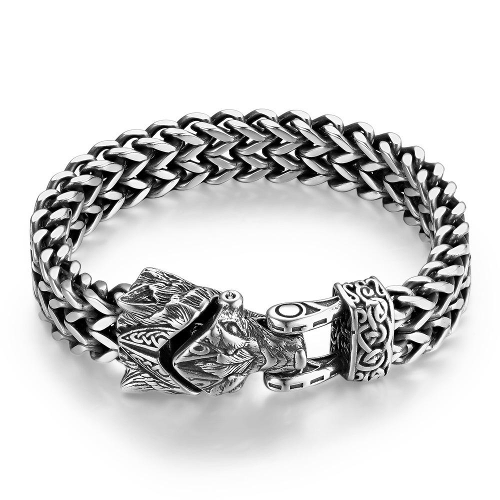 Personalized Chickbeak Handpiece Punk Retro Wolf Head Snakehead Front and Back Chain Titanium Steel Men's Bracelet