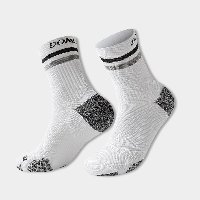 Mid-Calf Thickened Towel Bottom Sports Socks for Marathon, Basketball, Hiking & Mountaineering