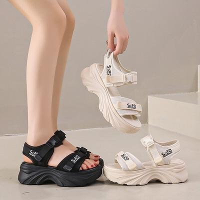 Frühling und Sommer neue Sandalen Sportstil Ein-Riemen Open-Toe Sandalen mit dicker Sohle