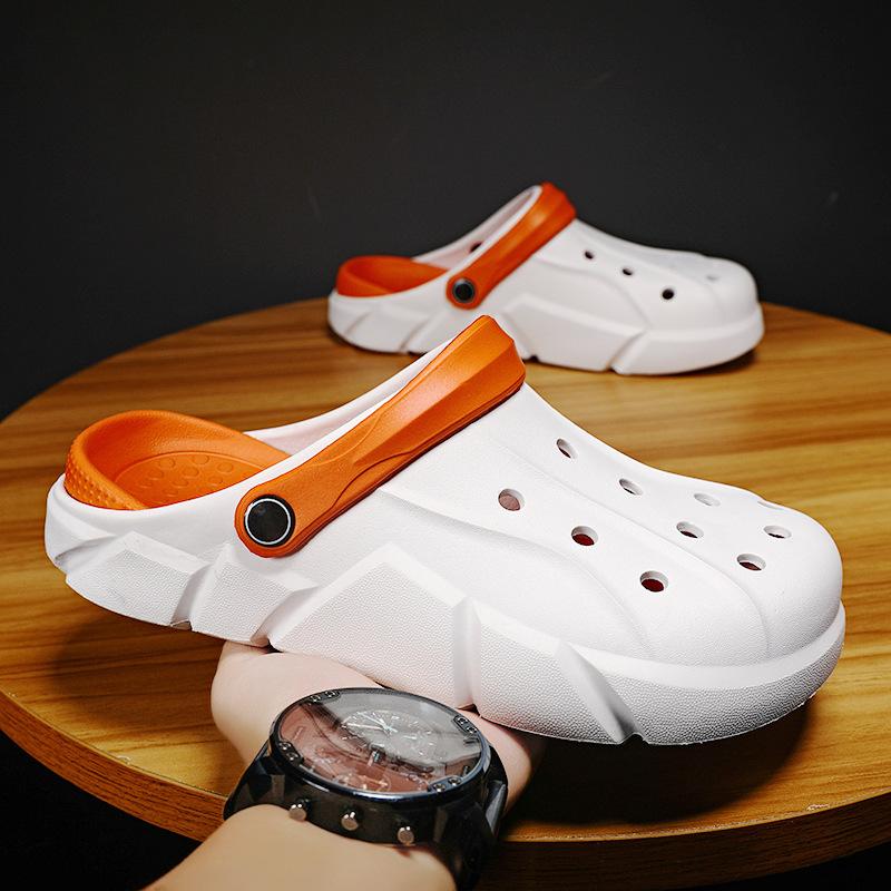 Slippers men's summer baotou hole sandals men's wear non-slip sports beach casual sandals