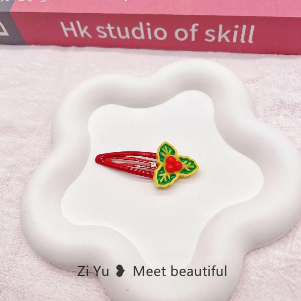 Adorable Christmas Hair Clips for Kids - Santa Cartoon Accessories, Festive Holiday Headdress