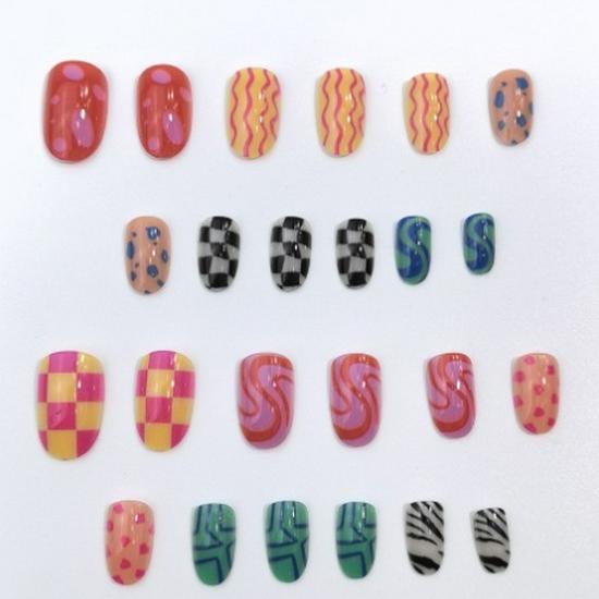 Hot-Selling Wearable Nails: 24-Piece Set In Sweet Candy Colors, Plaid, Polka Dots, Cool Style False Nails.