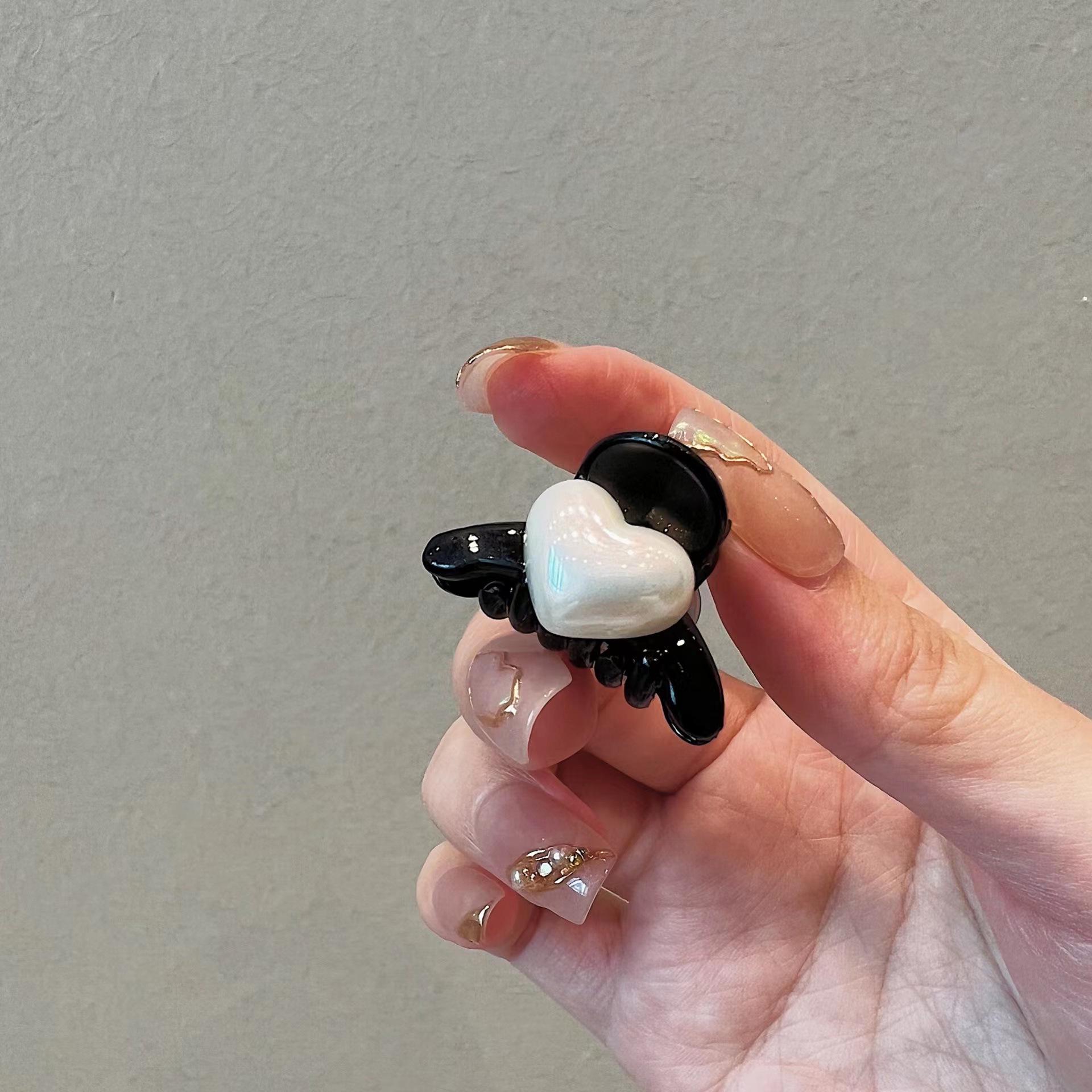 

Красочная любовь Мини-заколка для волос в виде акулы для женщин - Стиль Дондэмун