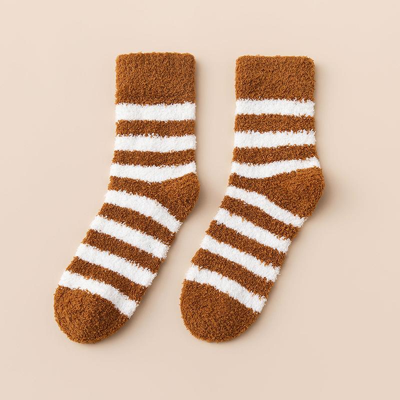1/5 Pairs Men Women Winter Coral Fleece Mid Tube Socks Fashionable Stripes Thick Plush Warm Comfortable Home Casual Floor Socks