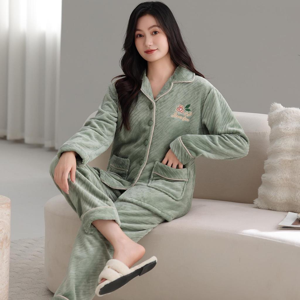 Women's Plus Size Thick Coral Fleece Pajamas - Warm Flannel Homewear for Autumn and Winter
